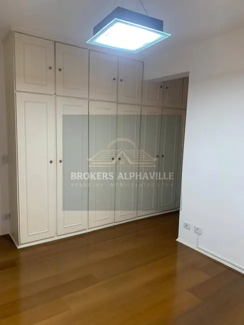 Apartamento com 4 quartos para alugar, 278m2 em Barueri - SP - imagem 9 Foto 9 de Apartamento com 4 quartos para alugar, 278m2 em Barueri - SP