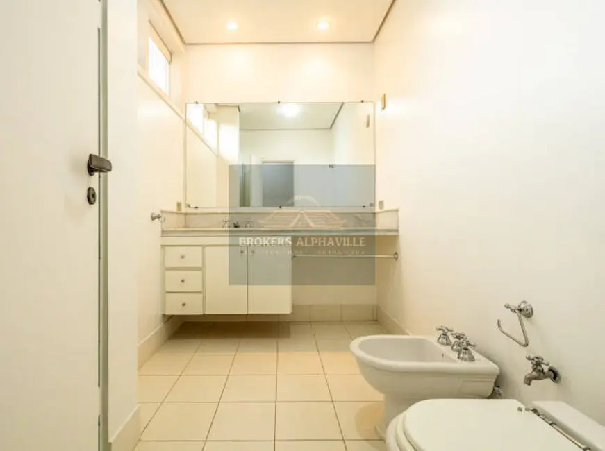 Foto 6 de Casa de Condomínio com 4 quartos à venda e para alugar, 900m2 em Alphaville, Santana De Parnaiba - SP