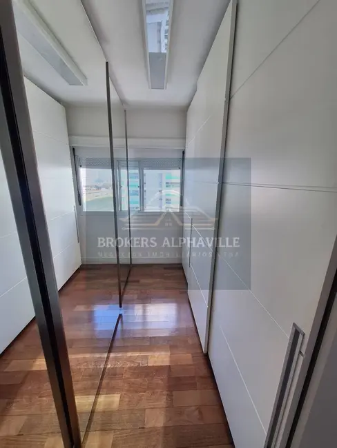Foto 2 de Apartamento com 3 quartos para alugar, 261m2 em Alphaville Empresarial, Barueri - SP
