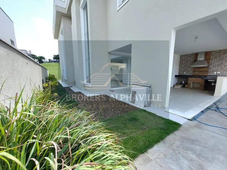 Foto 2 de Casa de Condomínio com 4 quartos para alugar, 320m2 em Alphaville, Santana De Parnaiba - SP