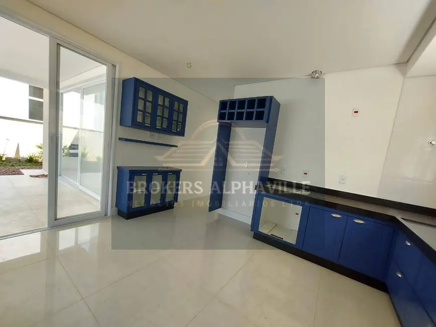 Foto 6 de Casa de Condomínio com 4 quartos para alugar, 320m2 em Alphaville, Santana De Parnaiba - SP