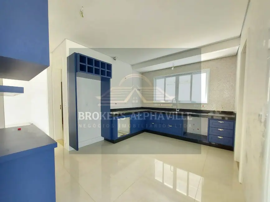 Foto 9 de Casa de Condomínio com 4 quartos para alugar, 320m2 em Alphaville, Santana De Parnaiba - SP