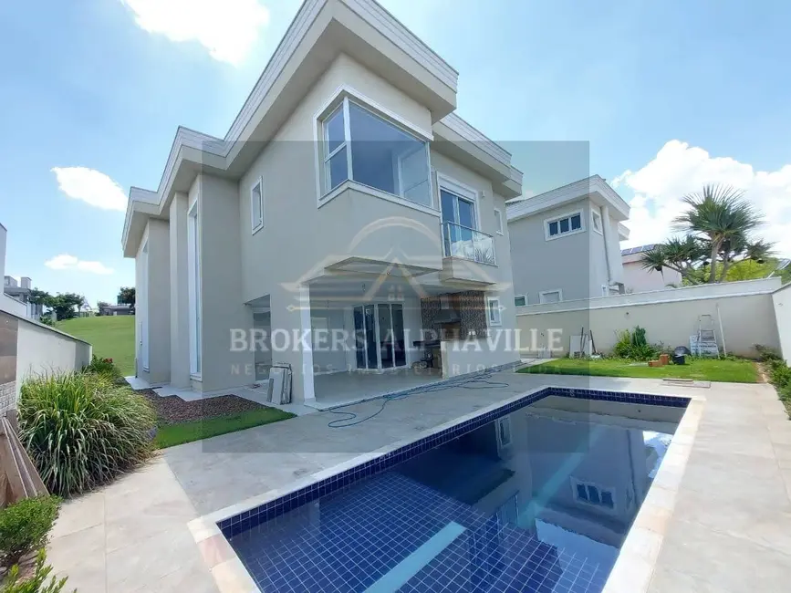 Foto 1 de Casa de Condomínio com 4 quartos para alugar, 320m2 em Alphaville, Santana De Parnaiba - SP