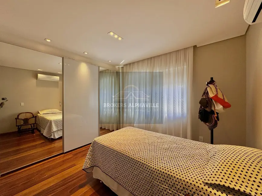 Foto 8 de Casa de Condomínio com 5 quartos à venda, 560m2 em Barueri - SP