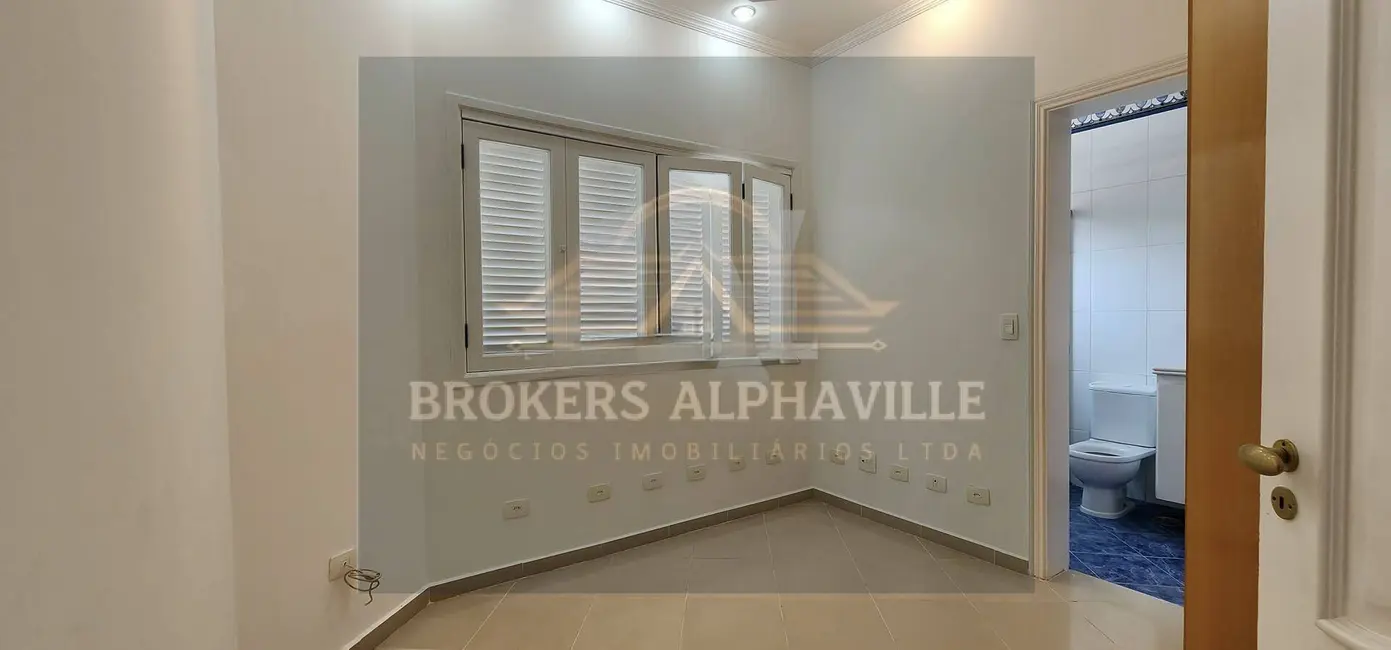 Foto 3 de Casa de Condomínio com 5 quartos à venda e para alugar, 600m2 em Alphaville, Santana De Parnaiba - SP