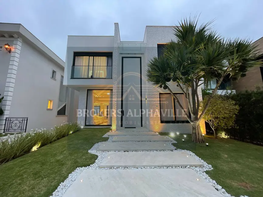 Foto 1 de Casa de Condomínio com 4 quartos para alugar, 495m2 em Tamboré, Santana De Parnaiba - SP