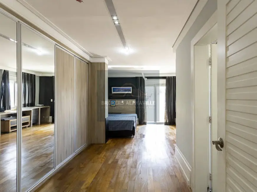 Foto 4 de Casa de Condomínio com 5 quartos à venda, 1442m2 em Centro Comercial Jubran, Barueri - SP