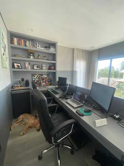 Foto 3 de Casa de Condomínio com 3 quartos à venda, 250m2 em Suru, Santana De Parnaiba - SP