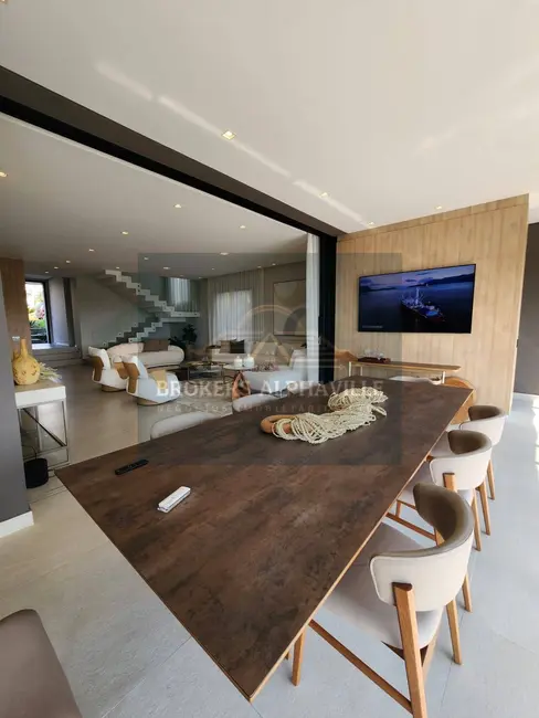 Casa de Condomínio com 4 quartos à venda, 450m2 em Alphaville, Santana De Parnaiba - SP - imagem 7 Foto 7 de Casa de Condomínio com 4 quartos à venda, 450m2 em Alphaville, Santana De Parnaiba - SP