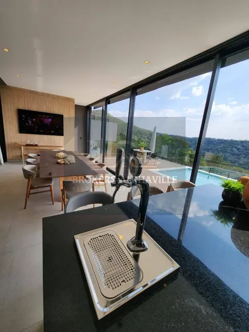 Casa de Condomínio com 4 quartos à venda, 450m2 em Alphaville, Santana De Parnaiba - SP - imagem 4 Foto 4 de Casa de Condomínio com 4 quartos à venda, 450m2 em Alphaville, Santana De Parnaiba - SP