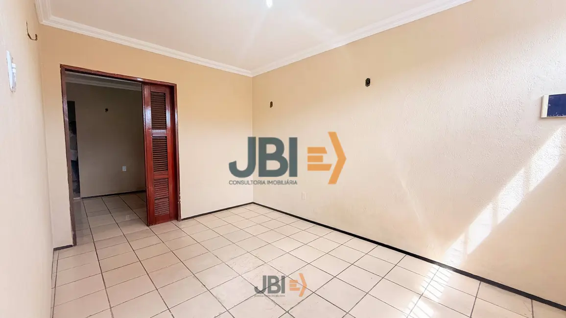 Casa com 3 quartos à venda, 110m2 em Monte Castelo, Fortaleza - CE - imagem 2 Foto 2 de Casa com 3 quartos à venda, 110m2 em Monte Castelo, Fortaleza - CE