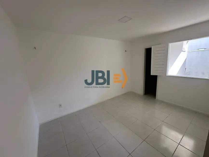 Casa com 3 quartos à venda, 180m2 em Prefeito José Walter, Fortaleza - CE - imagem 6 Foto 6 de Casa com 3 quartos à venda, 180m2 em Prefeito José Walter, Fortaleza - CE