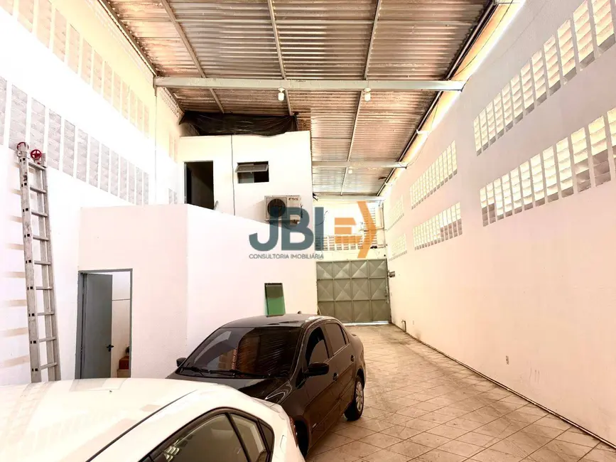 Armazém / Galpão à venda, 242m2 em Parquelândia, Fortaleza - CE - imagem 5 Foto 5 de Armazém / Galpão à venda, 242m2 em Parquelândia, Fortaleza - CE
