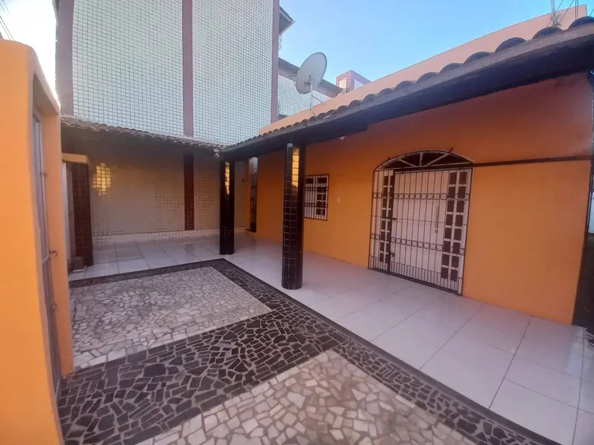 Foto 1 de Armazém / Galpão à venda, 242m2 em Parquelândia, Fortaleza - CE