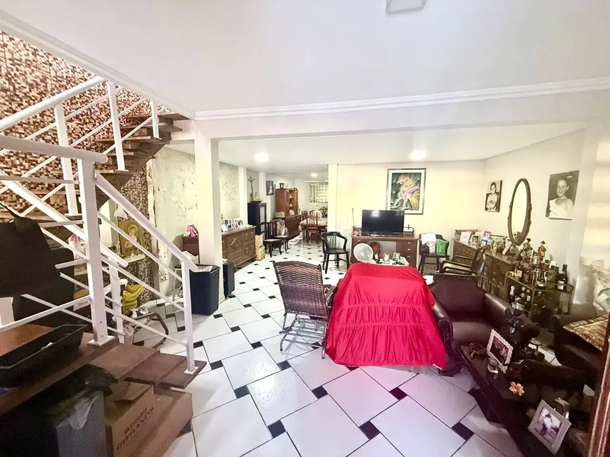Foto 4 de Casa com 5 quartos à venda, 270m2 em Parquelândia, Fortaleza - CE
