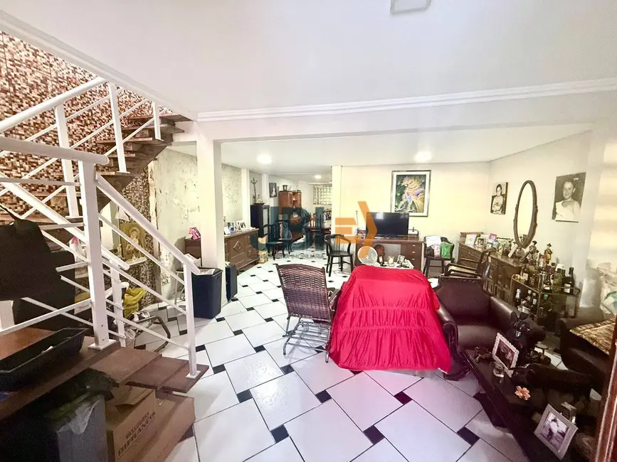 Casa com 5 quartos à venda, 270m2 em Parquelândia, Fortaleza - CE - imagem 4 Foto 4 de Casa com 5 quartos à venda, 270m2 em Parquelândia, Fortaleza - CE
