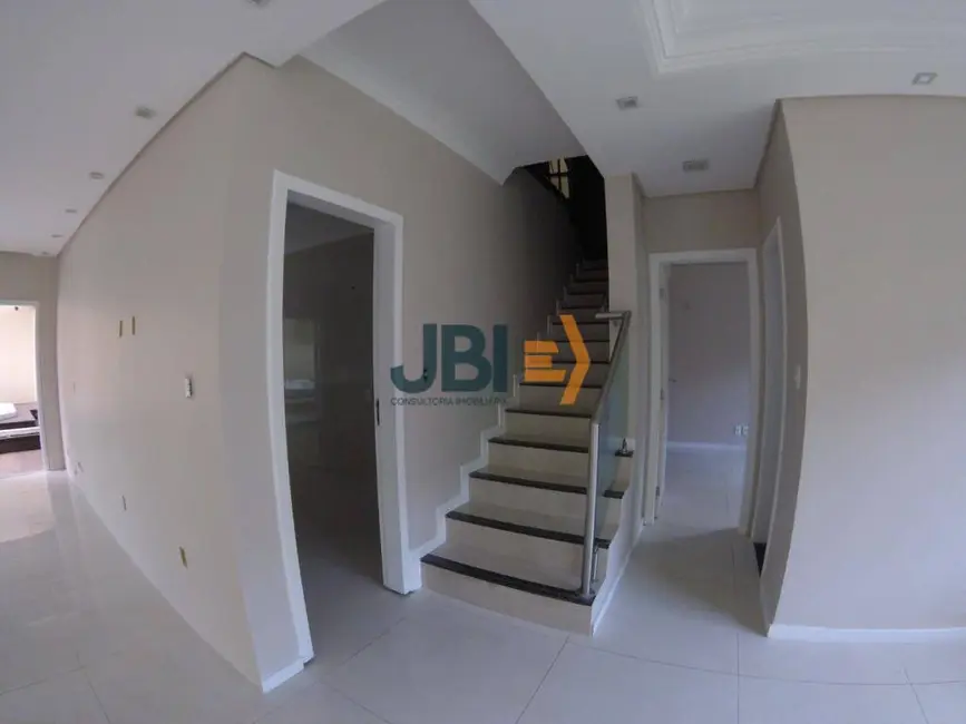 Casa com 4 quartos à venda, 400m2 em Presidente Kennedy, Fortaleza - CE - imagem 5 Foto 5 de Casa com 4 quartos à venda, 400m2 em Presidente Kennedy, Fortaleza - CE