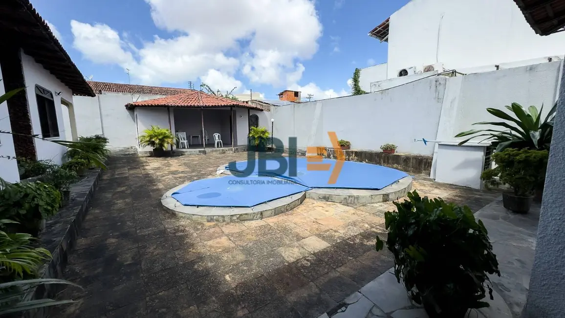 Casa com 4 quartos à venda, 888m2 em Pici, Fortaleza - CE - imagem 4 Foto 4 de Casa com 4 quartos à venda, 888m2 em Pici, Fortaleza - CE