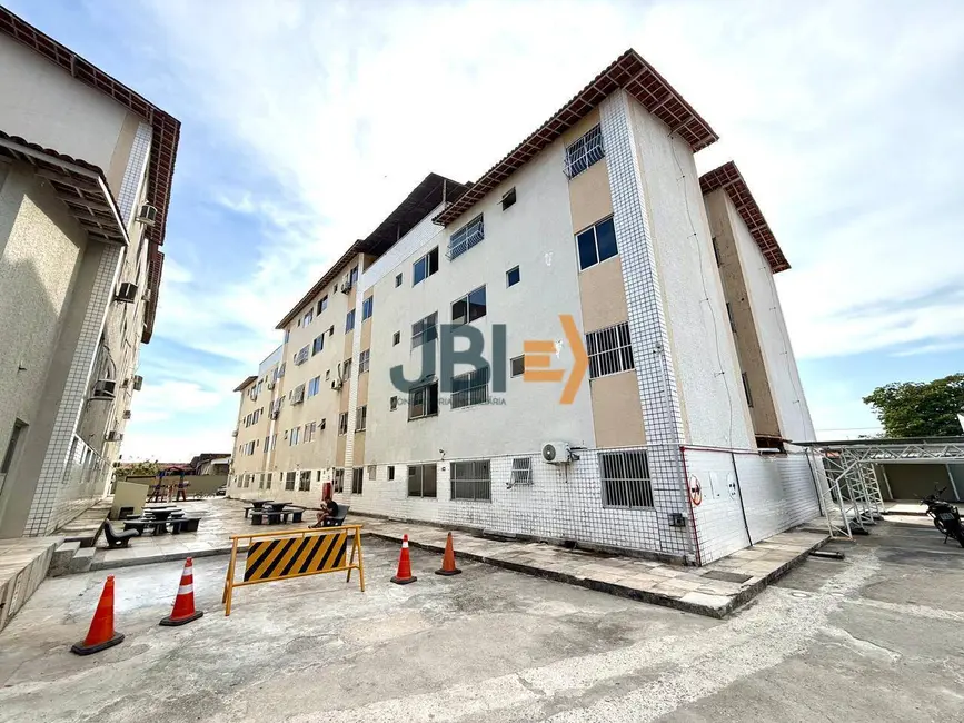 Foto 2 de Apartamento com 2 quartos à venda, 67m2 em Dom Lustosa, Fortaleza - CE