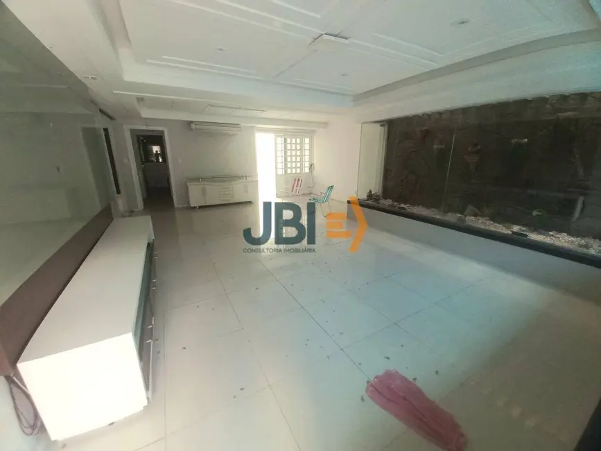 Casa com 5 quartos à venda, 396m2 em Amadeu Furtado, Fortaleza - CE - imagem 2 Foto 2 de Casa com 5 quartos à venda, 396m2 em Amadeu Furtado, Fortaleza - CE