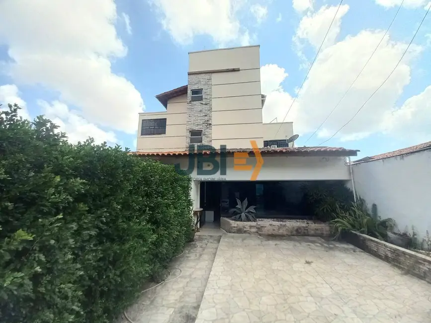 Casa com 5 quartos à venda, 396m2 em Amadeu Furtado, Fortaleza - CE - imagem 1 Foto 1 de Casa com 5 quartos à venda, 396m2 em Amadeu Furtado, Fortaleza - CE