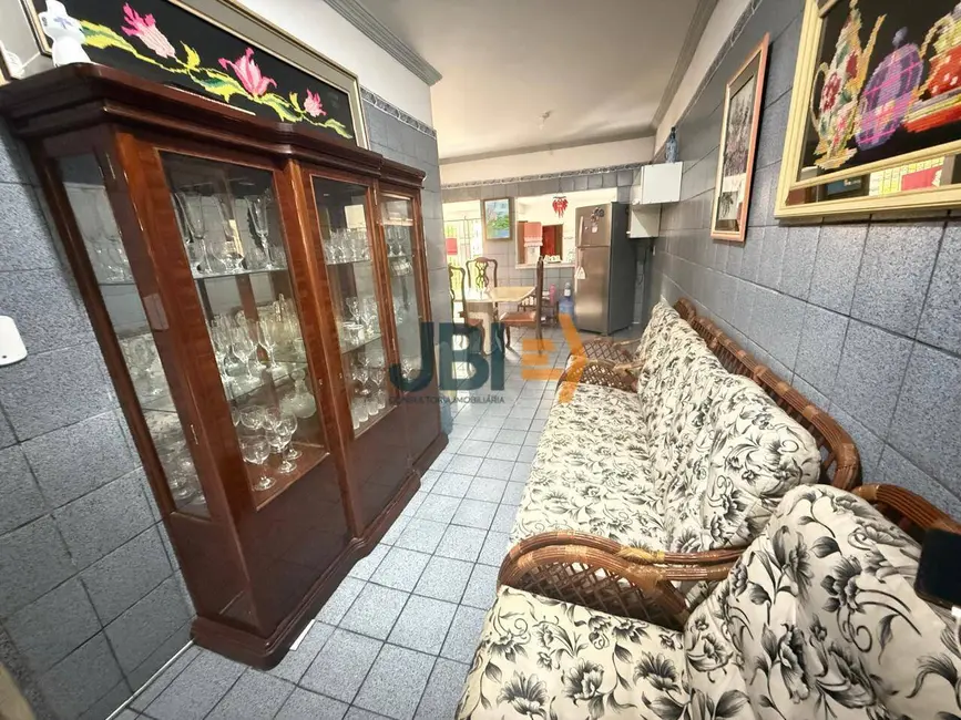 Casa com 5 quartos à venda, 195m2 em Quintino Cunha, Fortaleza - CE - imagem 6 Foto 6 de Casa com 5 quartos à venda, 195m2 em Quintino Cunha, Fortaleza - CE