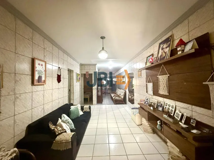Casa com 5 quartos à venda, 195m2 em Quintino Cunha, Fortaleza - CE - imagem 4 Foto 4 de Casa com 5 quartos à venda, 195m2 em Quintino Cunha, Fortaleza - CE