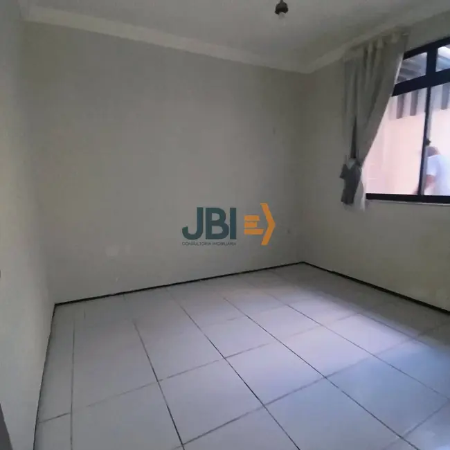 Casa com 3 quartos à venda, 330m2 em Padre Andrade, Fortaleza - CE - imagem 9 Foto 9 de Casa com 3 quartos à venda, 330m2 em Padre Andrade, Fortaleza - CE