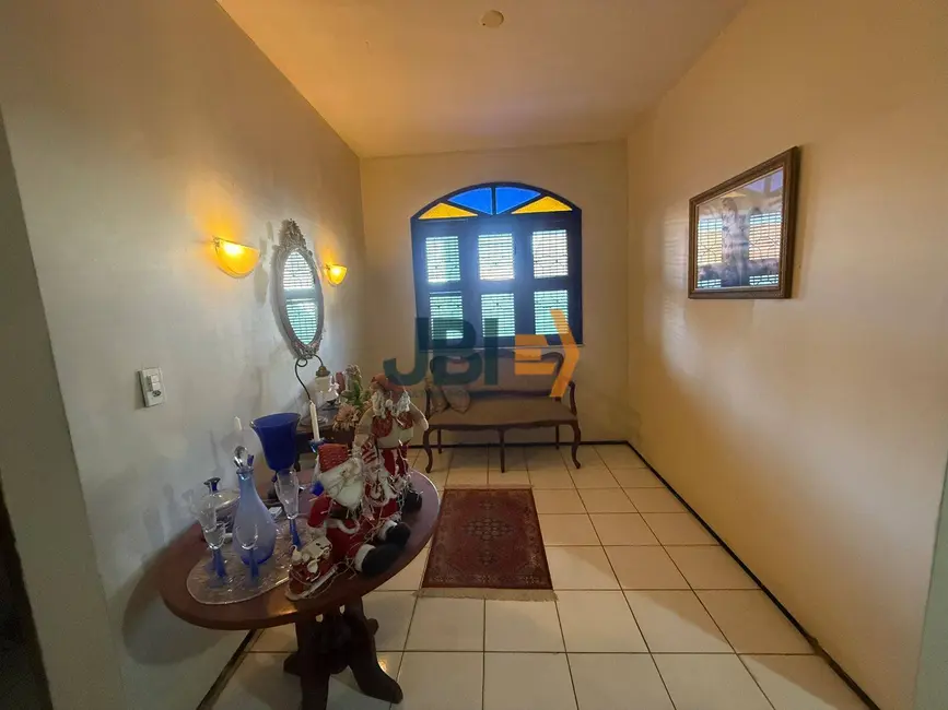 Foto 3 de Casa com 5 quartos à venda, 300m2 em Jardim Iracema, Fortaleza - CE
