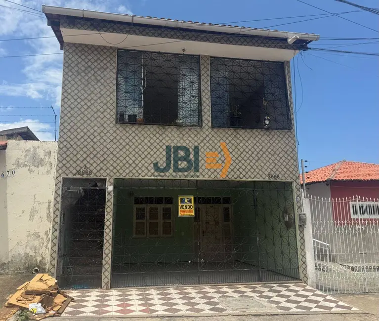 Casa com 6 quartos à venda, 300m2 em Quintino Cunha, Fortaleza - CE - imagem 1 Foto 1 de Casa com 6 quartos à venda, 300m2 em Quintino Cunha, Fortaleza - CE