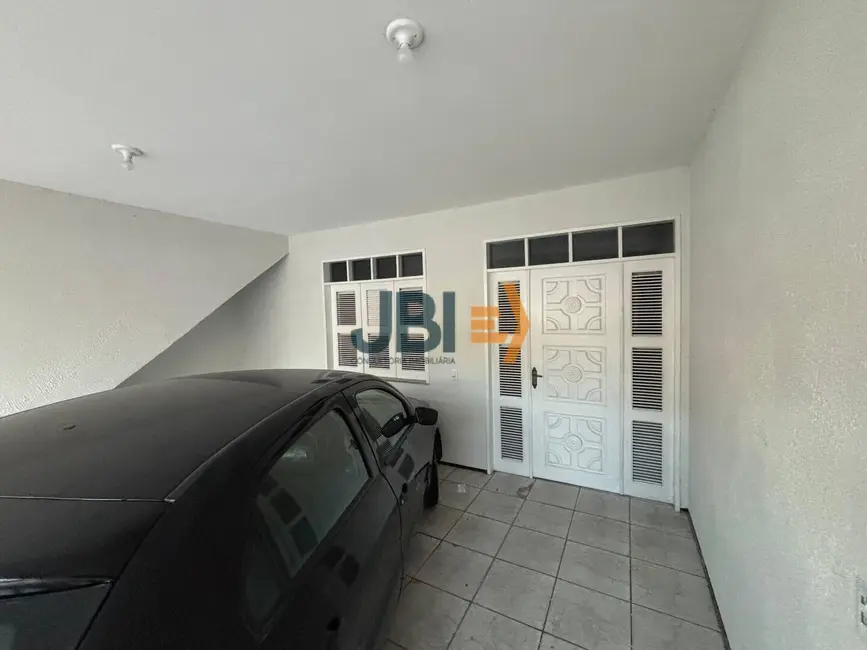 Foto 2 de Casa com 6 quartos à venda, 300m2 em Quintino Cunha, Fortaleza - CE