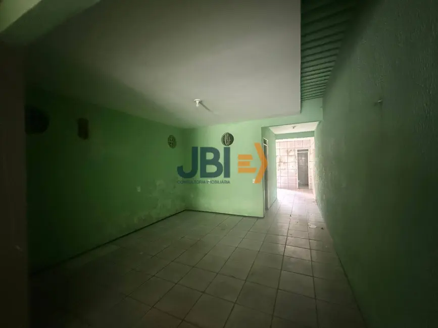 Casa com 6 quartos à venda, 300m2 em Quintino Cunha, Fortaleza - CE - imagem 4 Foto 4 de Casa com 6 quartos à venda, 300m2 em Quintino Cunha, Fortaleza - CE