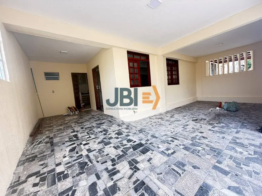 Casa com 3 quartos à venda, 180m2 em Antônio Bezerra, Fortaleza - CE - imagem 2 Foto 2 de Casa com 3 quartos à venda, 180m2 em Antônio Bezerra, Fortaleza - CE
