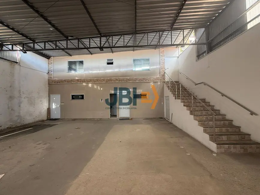 Foto 3 de Armazém / Galpão para alugar, 400m2 em Parquelândia, Fortaleza - CE