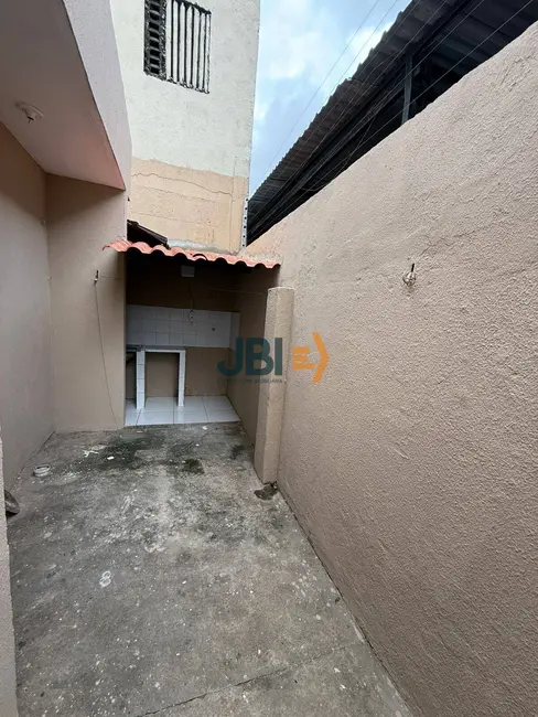 Foto 9 de Casa com 2 quartos para alugar, 200m2 em Amadeu Furtado, Fortaleza - CE