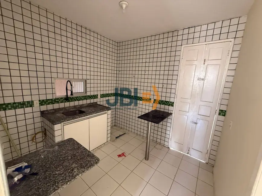 Foto 6 de Casa com 2 quartos para alugar, 200m2 em Amadeu Furtado, Fortaleza - CE