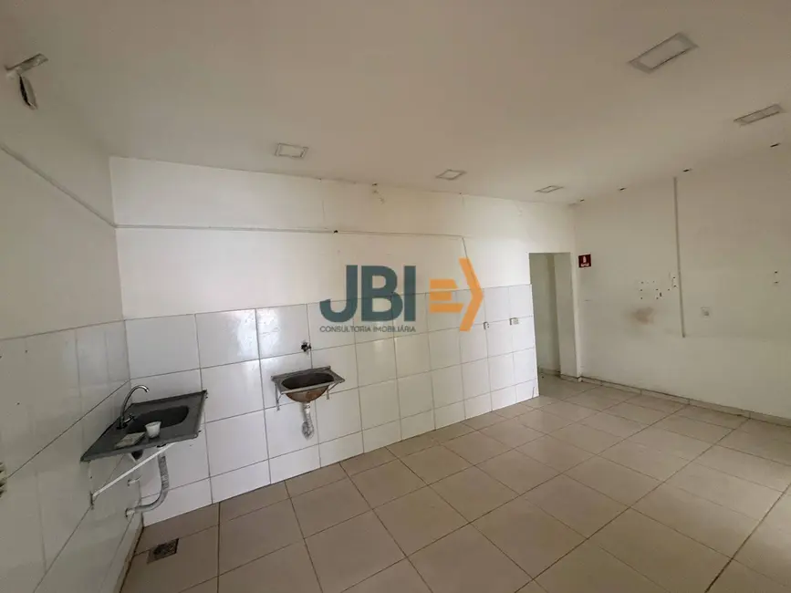 Foto 5 de Sala Comercial para alugar, 168m2 em Quintino Cunha, Fortaleza - CE