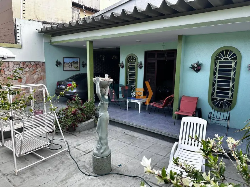 Foto 3 de Casa com 4 quartos à venda e para alugar, 363m2 em Amadeu Furtado, Fortaleza - CE