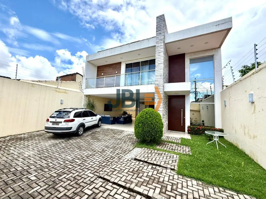 Casa com 3 quartos à venda, 200m2 em Rodolfo Teófilo, Fortaleza - CE - imagem 1 Foto 1 de Casa com 3 quartos à venda, 200m2 em Rodolfo Teófilo, Fortaleza - CE