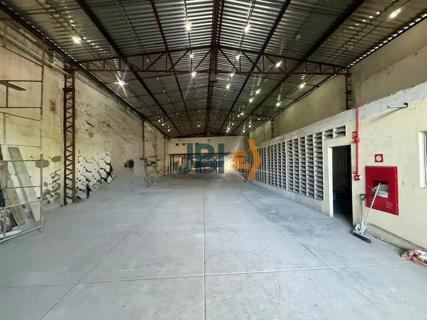 Foto 2 de Armazém / Galpão para alugar, 1650m2 em Benfica, Fortaleza - CE