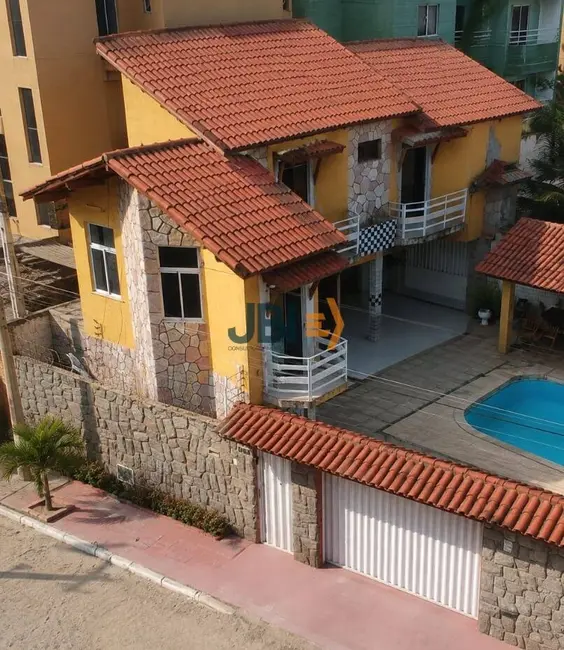 Foto 1 de Casa com 7 quartos à venda, 240m2 em Icaraí, Caucaia - CE