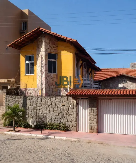 Foto 2 de Casa com 7 quartos à venda, 240m2 em Icaraí, Caucaia - CE
