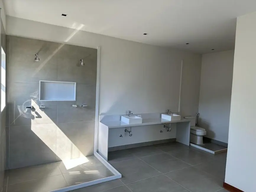 Casa com 3 quartos à venda, 200m2 em Quitandinha, Petropolis - RJ - imagem 6 Foto 6 de Casa com 3 quartos à venda, 200m2 em Quitandinha, Petropolis - RJ