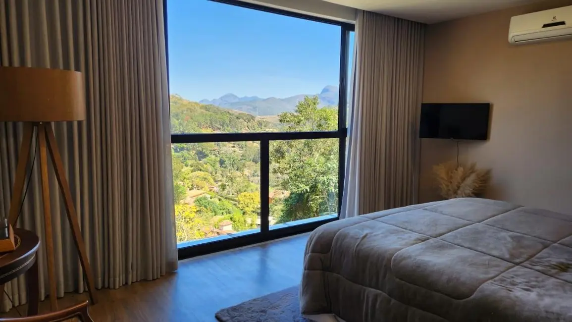 Casa com 5 quartos à venda, 1200m2 em Itaipava, Petropolis - RJ - imagem 9 Foto 9 de Casa com 5 quartos à venda, 1200m2 em Itaipava, Petropolis - RJ