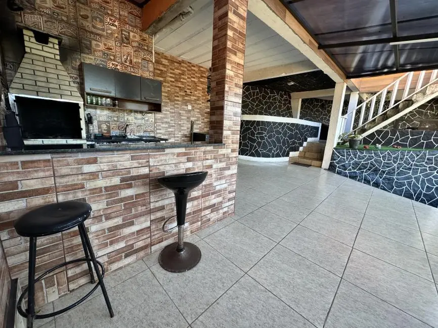 Casa com 2 quartos à venda, 300m2 em Independência, Petropolis - RJ - imagem 1 Foto 1 de Casa com 2 quartos à venda, 300m2 em Independência, Petropolis - RJ