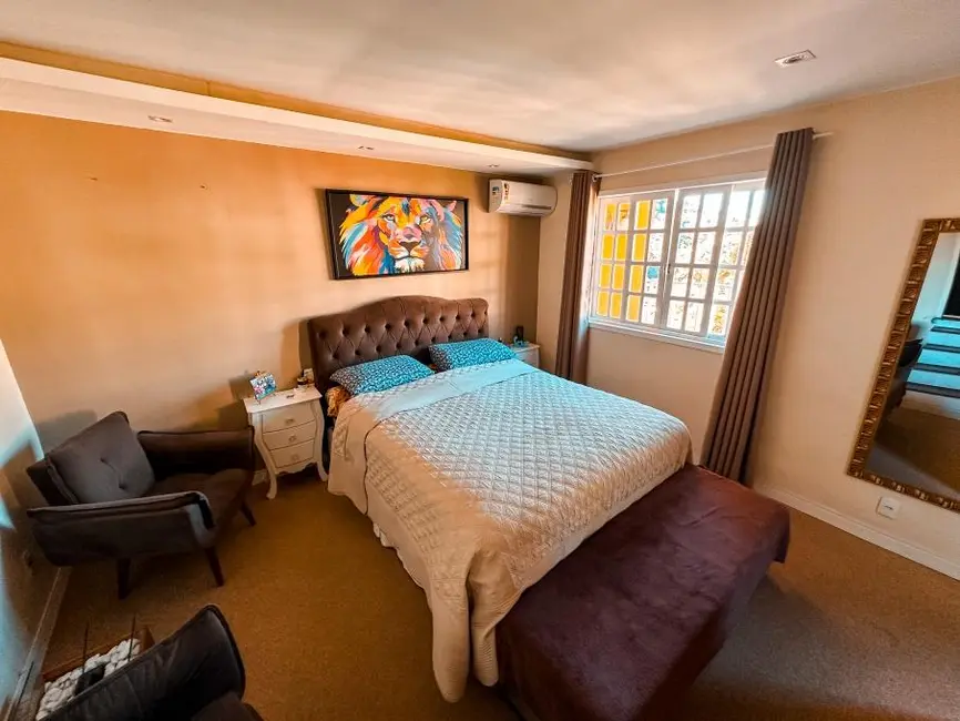 Casa com 2 quartos à venda, 300m2 em Independência, Petropolis - RJ - imagem 2 Foto 2 de Casa com 2 quartos à venda, 300m2 em Independência, Petropolis - RJ