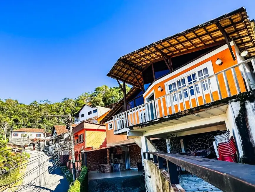 Foto 2 de Casa com 2 quartos à venda, 600m2 em Independência, Petropolis - RJ
