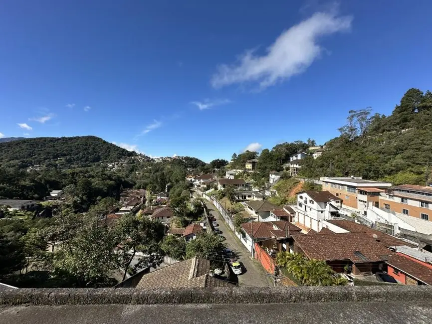 Terreno / Lote à venda, 300m2 em Independência, Petropolis - RJ - imagem 4 Foto 4 de Terreno / Lote à venda, 300m2 em Independência, Petropolis - RJ