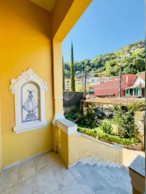 Casa com 4 quartos à venda, 344m2 em Centro, Petropolis - RJ - imagem 6 Foto 6 de Casa com 4 quartos à venda, 344m2 em Centro, Petropolis - RJ