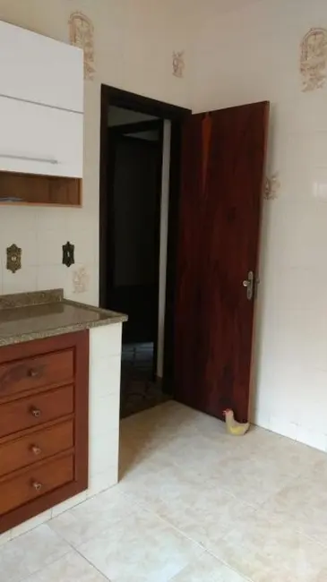 Casa com 3 quartos à venda, 300m2 em Nogueira, Petropolis - RJ - imagem 9 Foto 9 de Casa com 3 quartos à venda, 300m2 em Nogueira, Petropolis - RJ